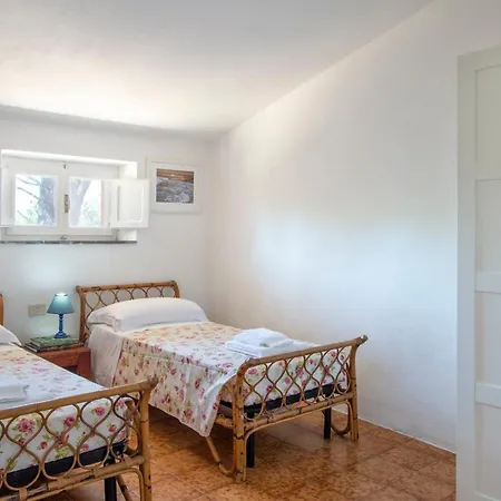 Tenuta Le *